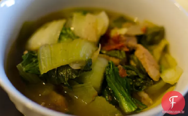 Sopa de frango e Bok Choy