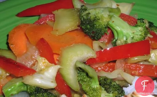 Frango Lo Mein Com Legumes