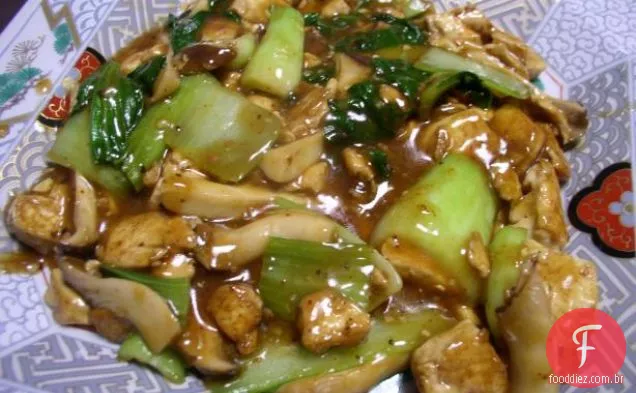 Mexa Bok Choy frito e cogumelos