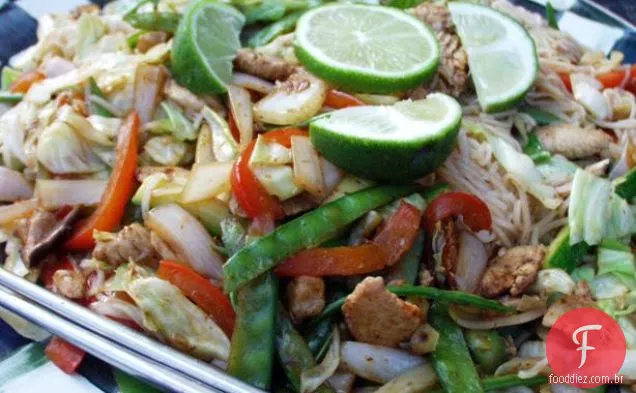 Macarrão De Frango Teriyaki