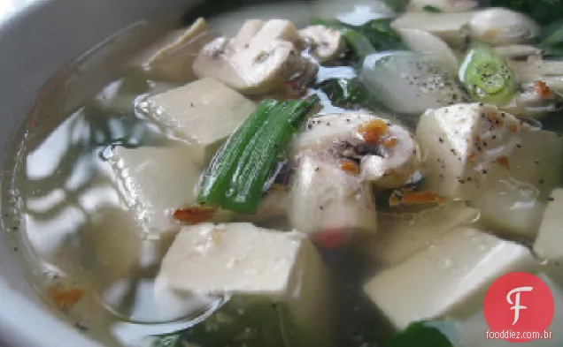 Sopa De Legumes Estilo Tailandês Sem Gordura