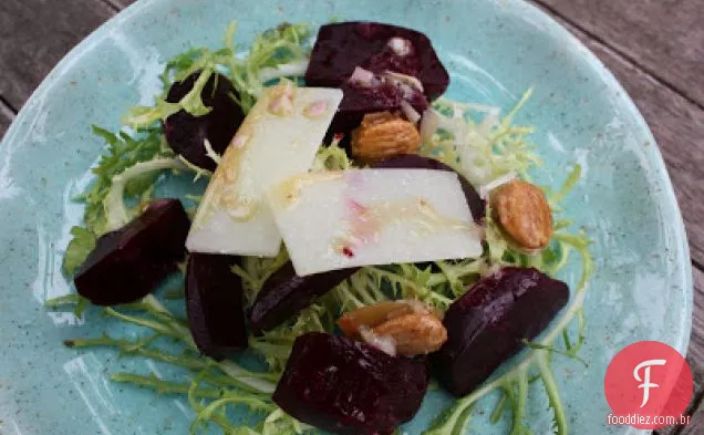 Salada De Beterraba Com Amêndoas Marcona Cristalizadas