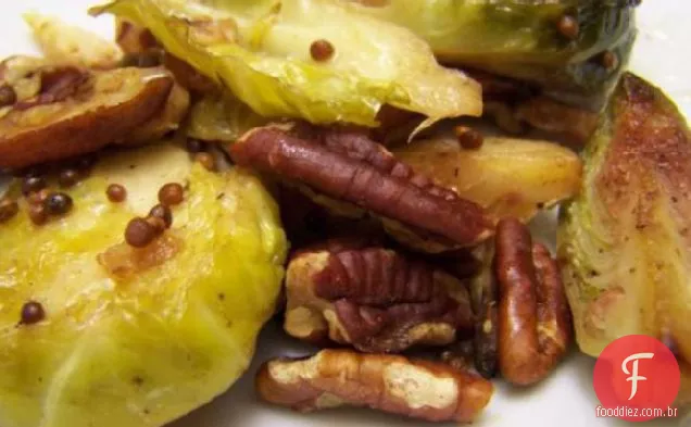 Couve De Bruxelas Desfiada E Salada De Nozes