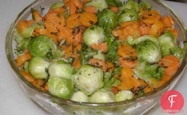 Cenouras E Brotos Cunhados