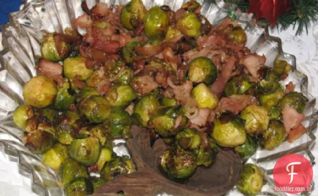 Couve De Bruxelas De Bordo Com Bacon
