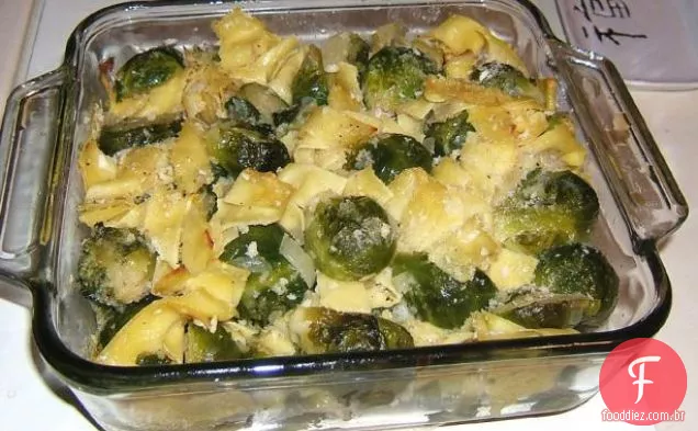 Couves De Bruxelas Com Macarrão De Ovo
