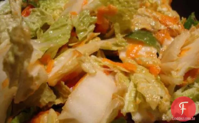 Salada De Repolho Com Molho De Amendoim (Vegano)