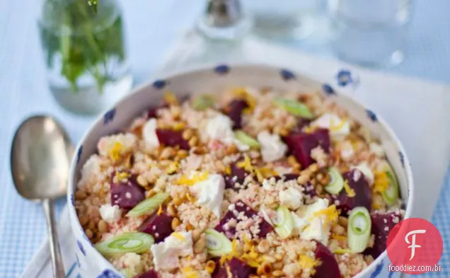 Beterraba Zingy, Queijo Feta, Salada Cous Cous