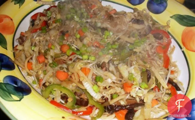 Macarrão Vegetal Budista