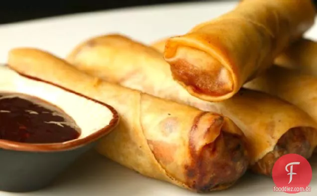 Pãezinhos crocantes de porco e repolho