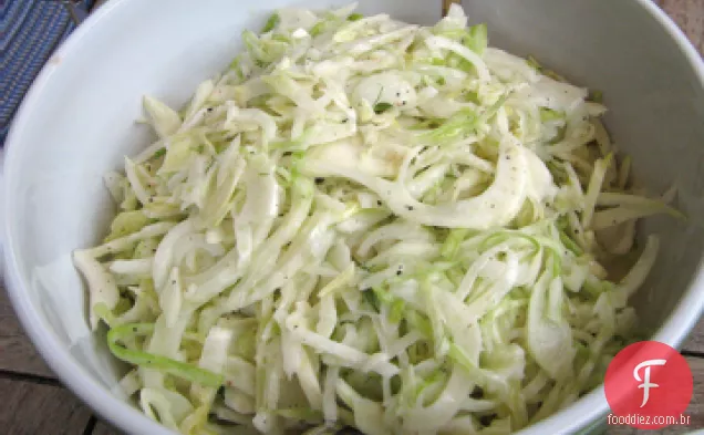 Salada De Repolho Saudável