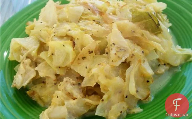 Caçarola de maçã e queijo repolho
