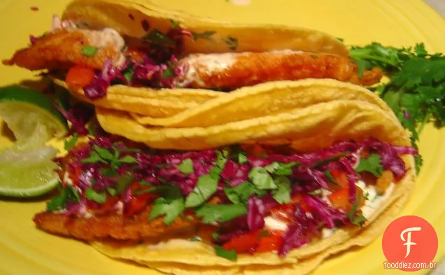 Tacos De Peixe Estilo Baja Clássico