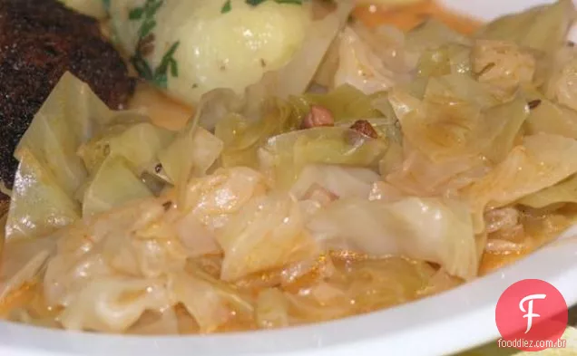 Chop Chae (vegetais misturados coreanos com carne e macarrão)