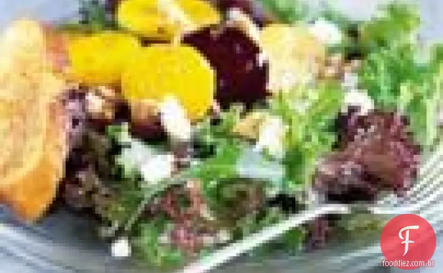 Salada De Beterraba Com Chèvre E Nozes