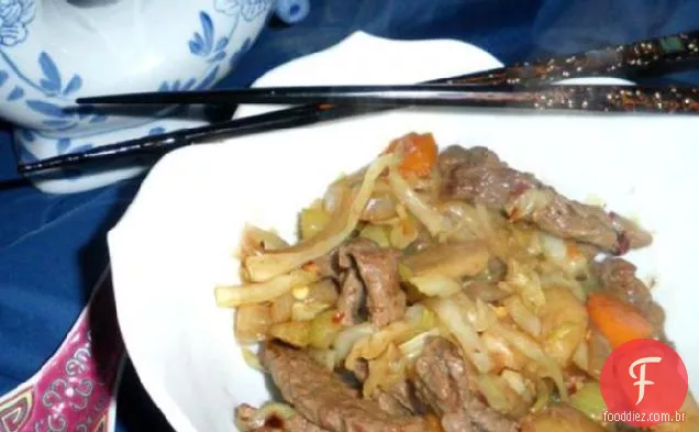 Repolho de carne refogado