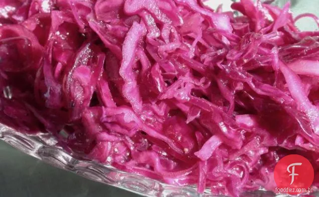 Salada de repolho de amendoim picante como Tatu Willy's
