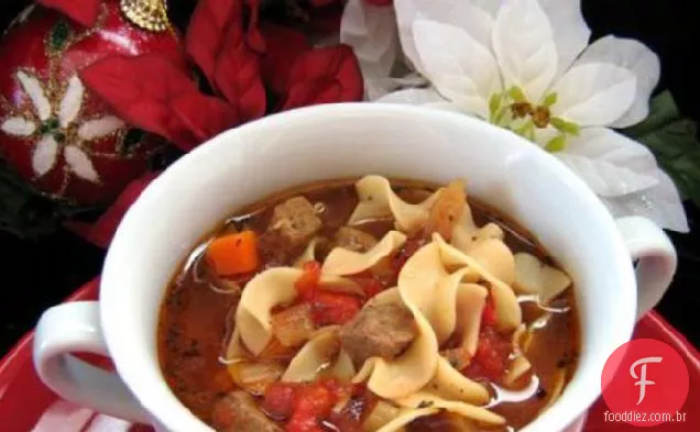 Sopa De Macarrão De Carne