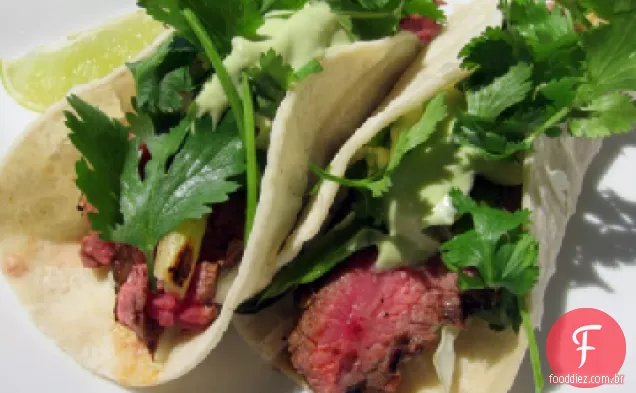 Jantar para dois: tacos de bife Chipotle