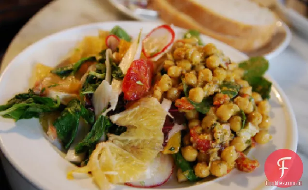 Salada De Frango Laranja Picante