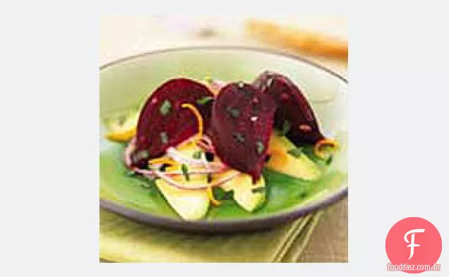 Salada de abacate e beterraba