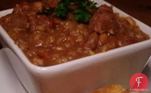 Ensopado de carne, feijão e cevada