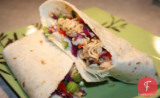 Sanduíche Tailandês (Wrap)