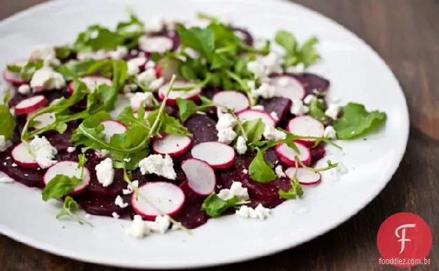 Salada Assada De Beterraba E Rabanete Com Vinagrete De Trufa Branca