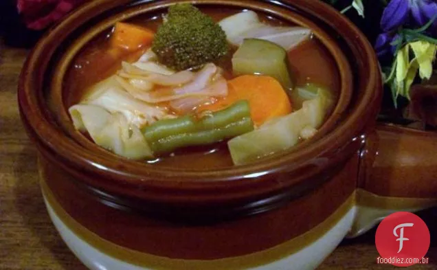 Sopa de vegetais saudável de Hedda-0-1 pontos Ww