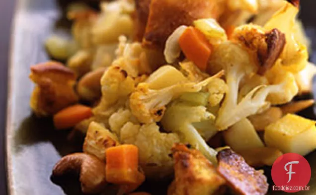 Aloo Gobhi Recheio