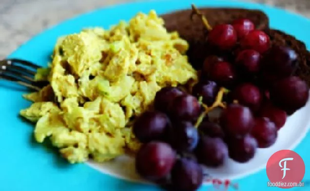 Salada De Massa De Frango Com Curry
