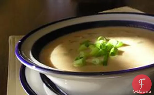 Sopa Cremosa De Amendoim Com Frango