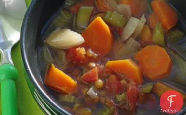 Lentilha-Sopa Vegetariana (Panela De Barro)