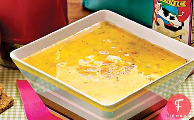 Sopa de batata, feijão e iogurte
