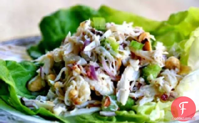 Salada de caranguejo com Pêra e avelãs