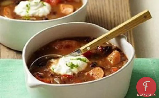 Salsicha italiana picante e Sopa De Feijão Preto