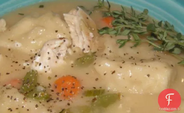 Sopa De Galinha Rápida Com Bolinhos De Leitelho