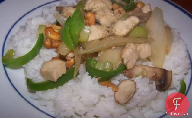 Frango Tailandês & Cajus