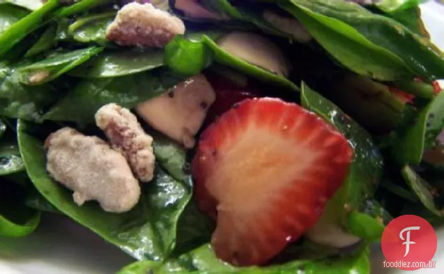 Salada De Espinafre Com Morangos