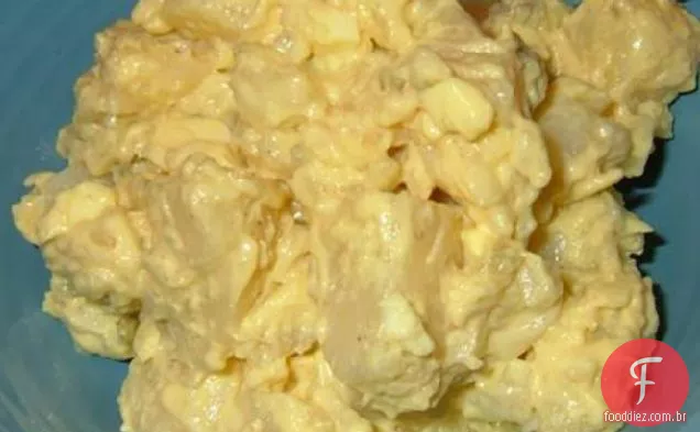 Salada clássica de batata mostarda da Nan