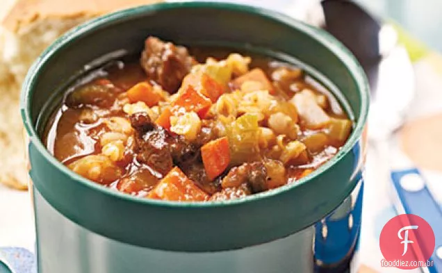 Sopa de cevada e carne