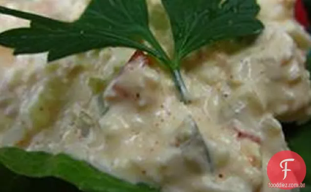 Salada de ovo com um chute
