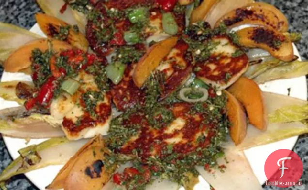 Salada Halloumi Quente Com Molho De Pimenta