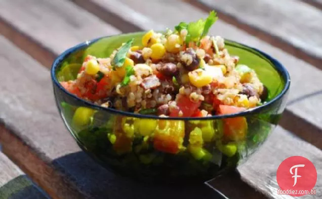 Quinoa e salada de milho