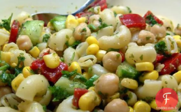 Salada de macarrão e Grão De Bico