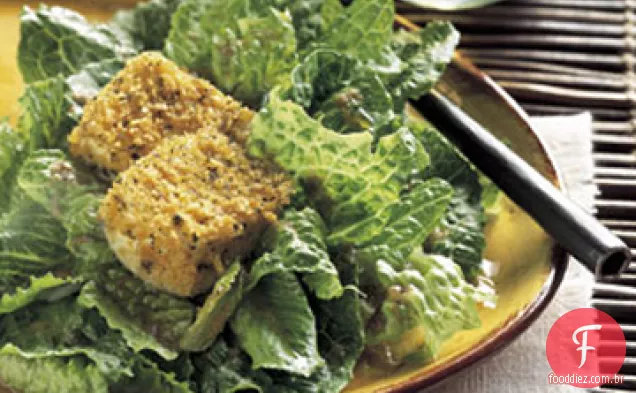 Salada Romaine com molho Chipotle e fresco Queso quente