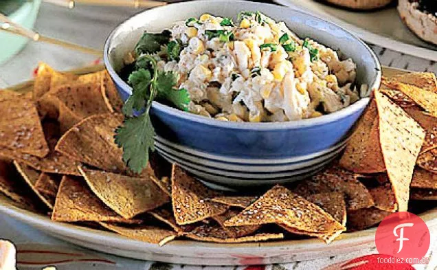 Salada de caranguejo cósmica com Chips de milho