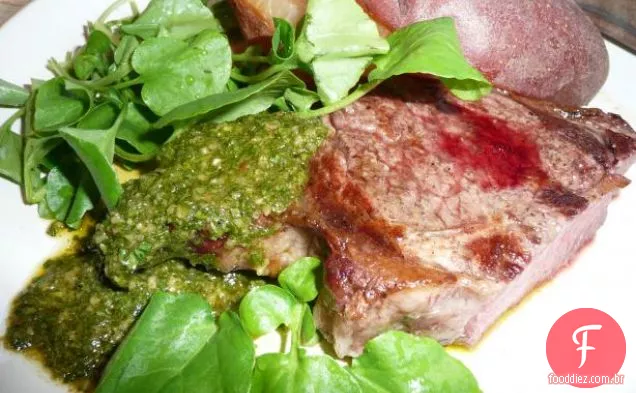 Jazz legal e quente para trotar bife Chimichurri Sul-Americano!
