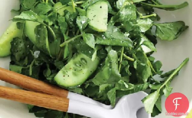 Salada de agrião e pepino