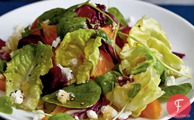 Salada de inverno com beterraba assada e molho de redução de citrinos